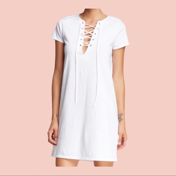 NYTT LACE UP DRESS - Picture 1 of 10